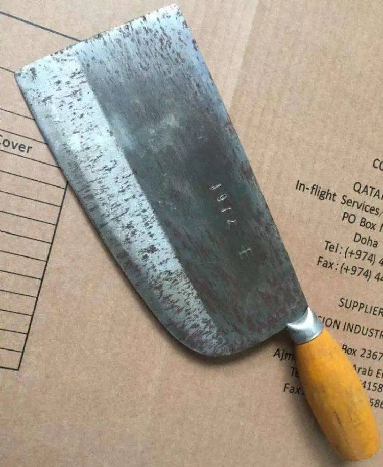 来回摩擦几下,只需30秒~让你见识一把锋利无比的菜刀!