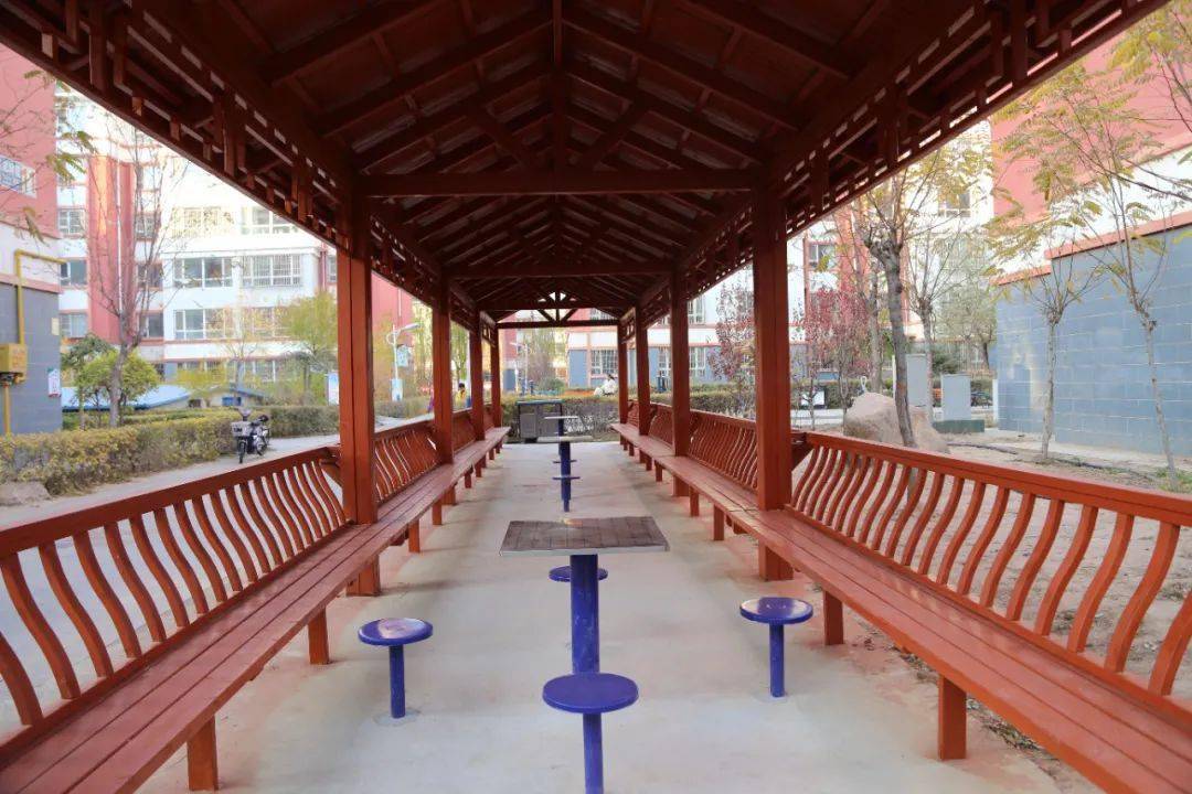 2020年议案提案办理追踪空地变身休闲长廊旧小区有了新模样