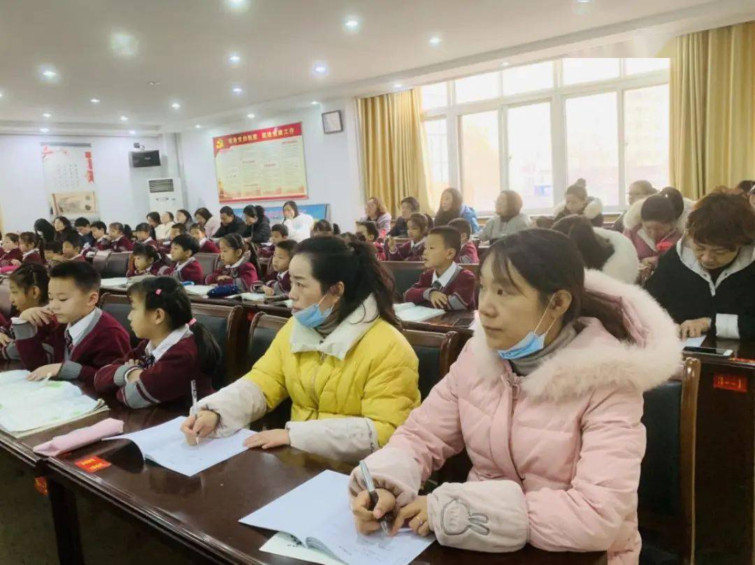 探索课堂续新篇交流学习共成长洛阳市实验小学赴吉利区实验小学支教