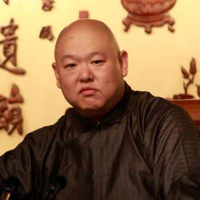 下划就知道~嘉宾 ·看点连丽如著名评书艺术家国家一级演员国家级非