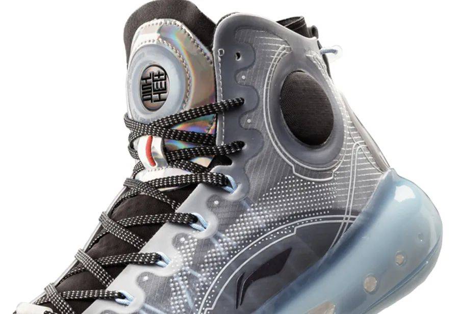 巨大碳板双层鞋面驭帅1442正式发布首发明早抢