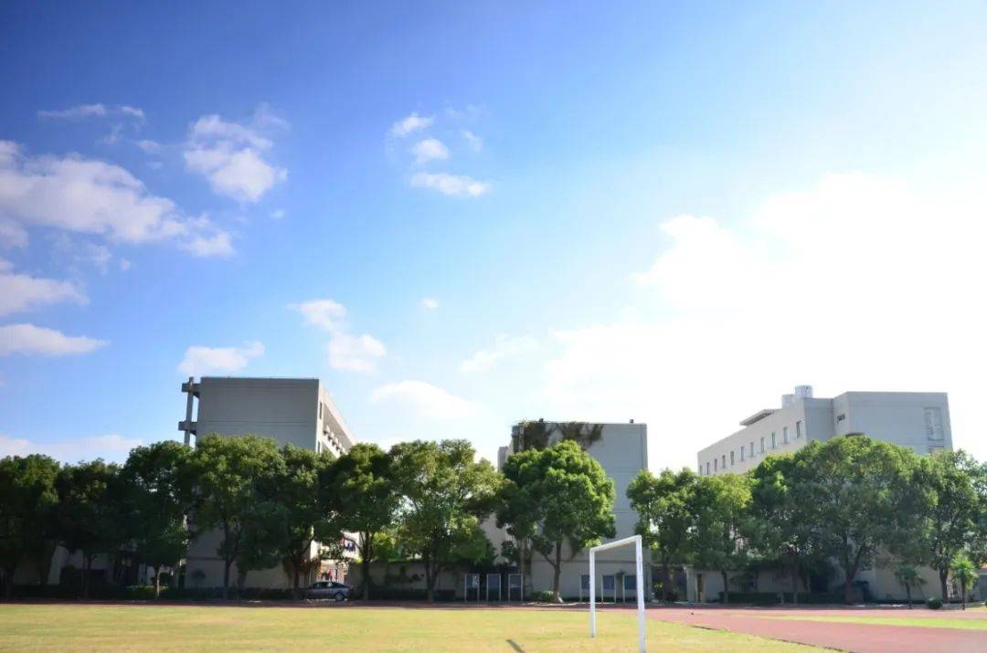 学校之声点赞嘉善县中等专业学校央视亮相职业教育全国瞩目