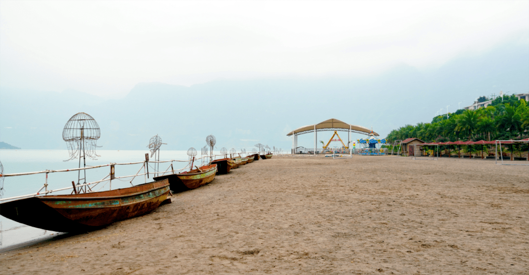 三峡助我奔小康水库明珠邵女坪