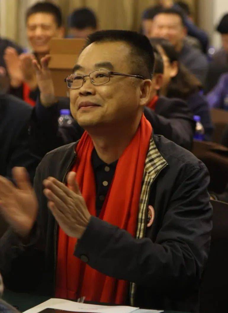 林旭野专栏每个人都割掉了正人君子的尾巴