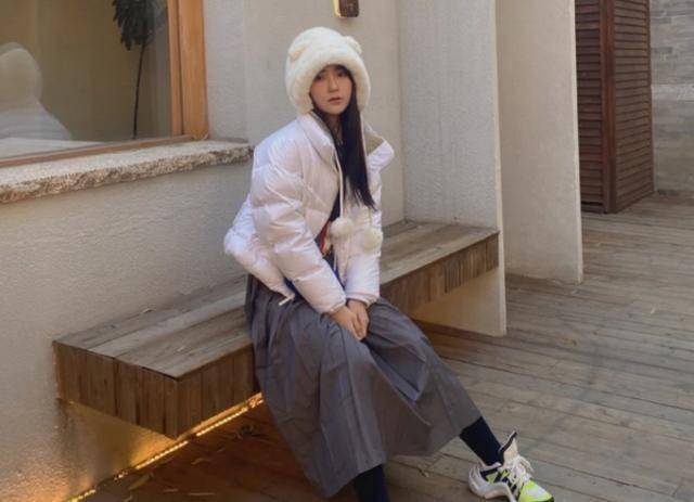 心动的信号:郑琴心官宣恋情?发文成情感大师,男友让观众没想到