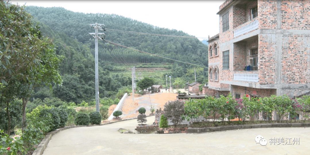 那隆镇乡村换新颜幸福感满满