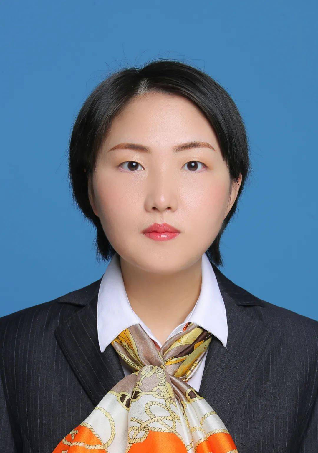 义乌农商银行佛堂支行塔山分理处大堂主管吴洁萍家长介绍"丁老师"的课