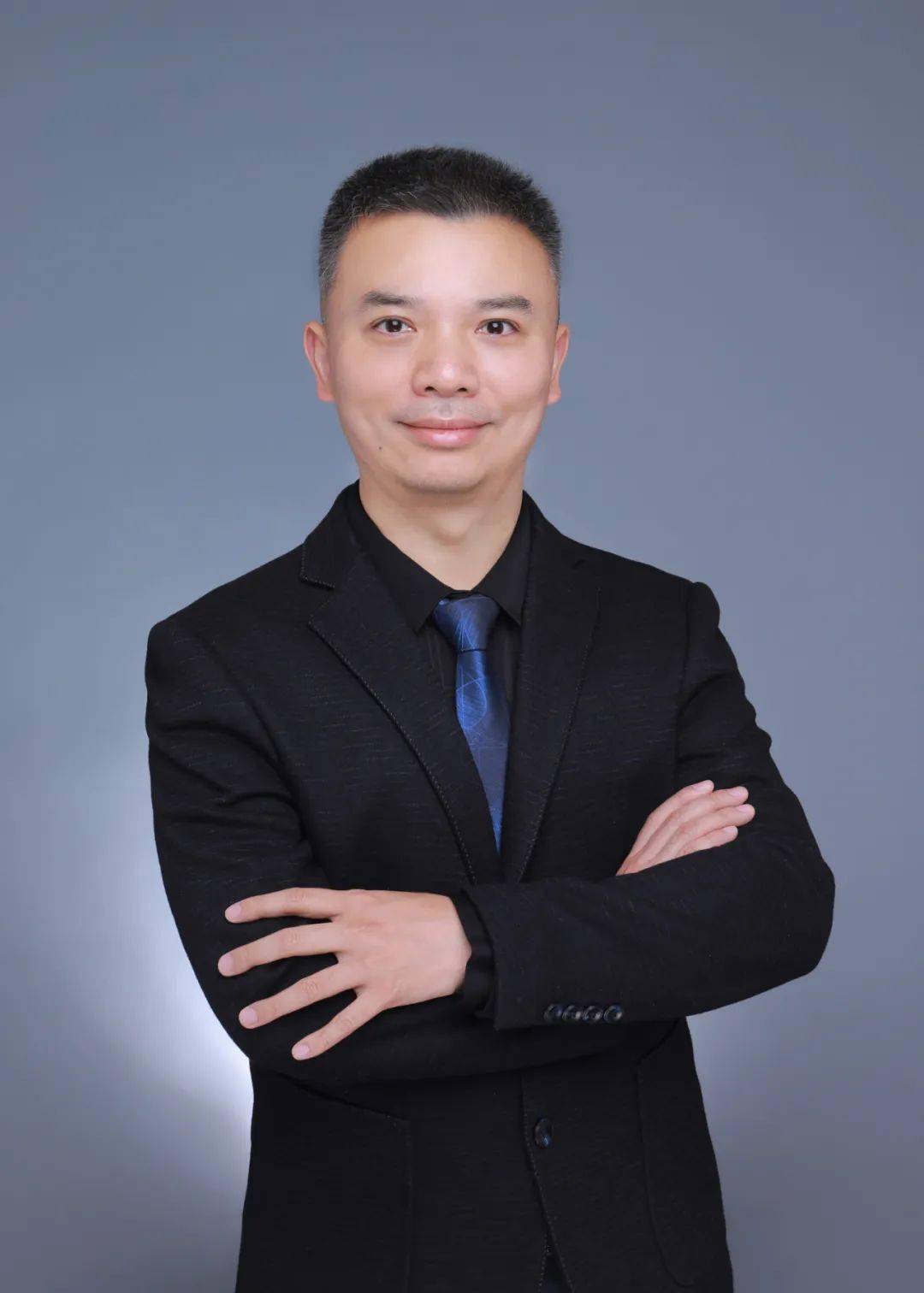 王培,海军军医大学教授,药学院药理学国家重点学科副主任铁璐,北京