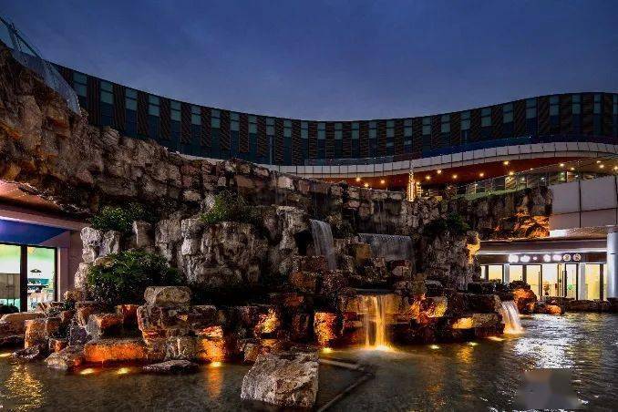 精品广场|涅盘重生创奇迹,重装上阵耀崇明——上海崇明万达广场设计