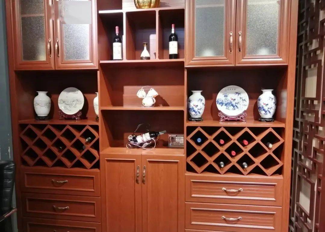 百家邦为全铝家具而生为家庭幸福而来