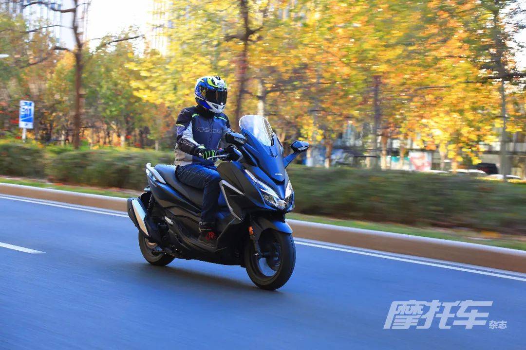 实拍详解honda nss350,诠释精品大踏板应有的样子!