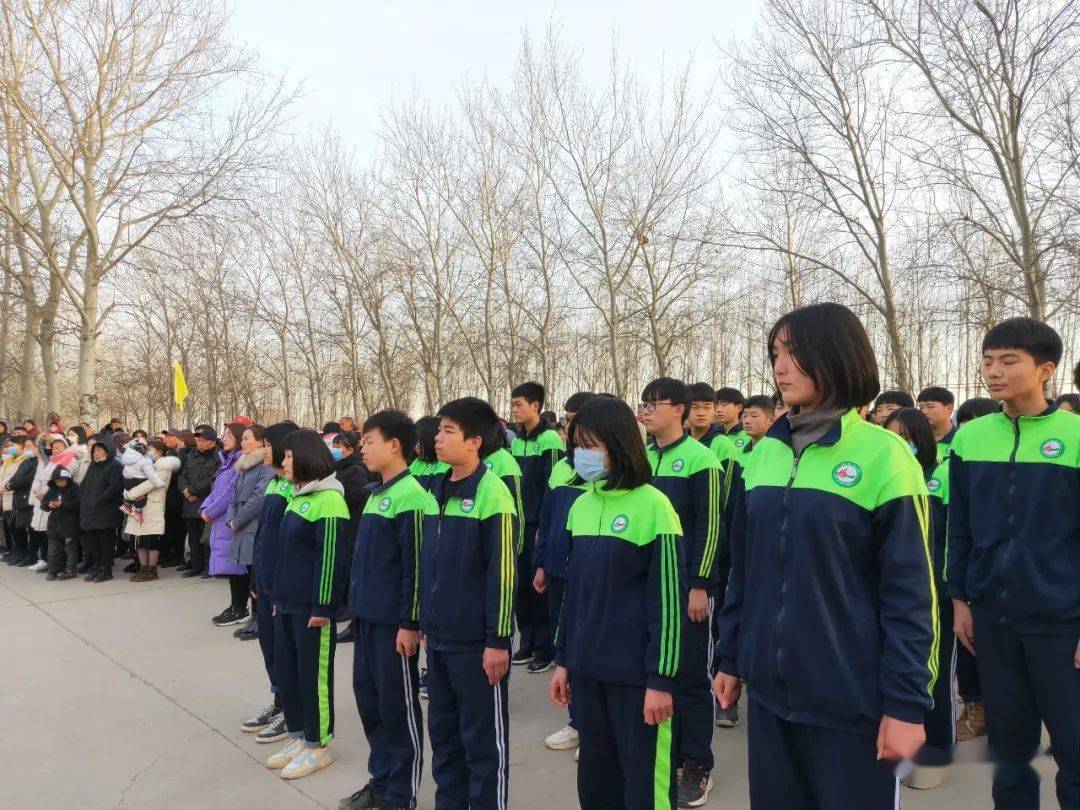 第三中学举行实验中学西校区揭牌仪式