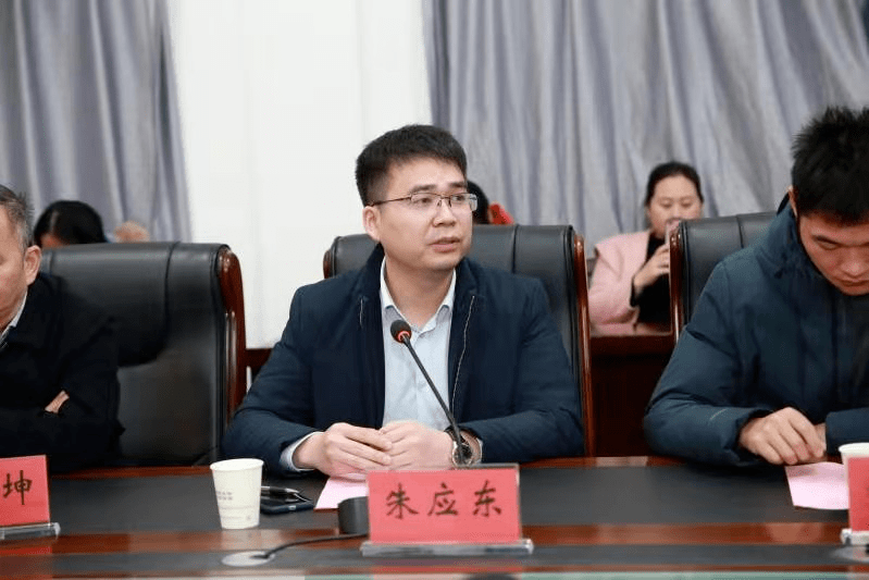 长风破浪会有时直挂云帆济沧海