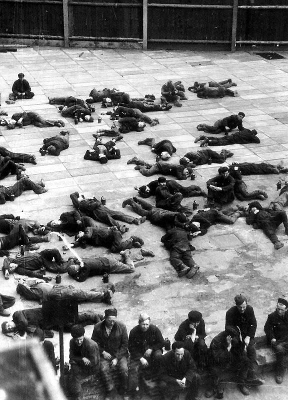 【镜游天下】50张纪录一段黑色历史的罕见老照片