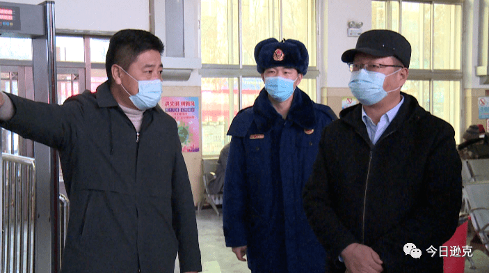 政府副县长王自东检查安全生产工作