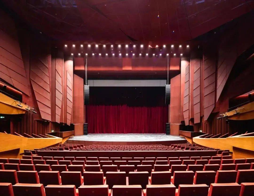 苏州湾文化中心盛装启幕揭秘剧院音响系统与设计