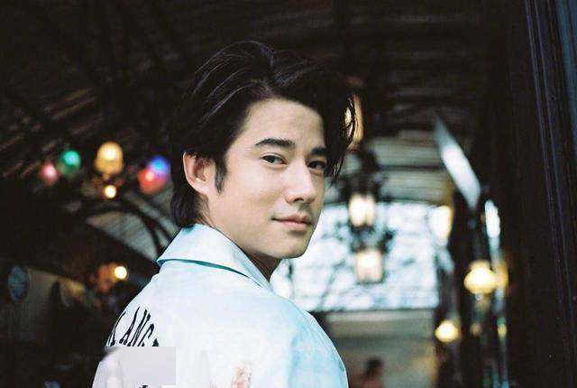 阿亮学长最新近况曝光32岁颜值崩塌脸部僵到认不出