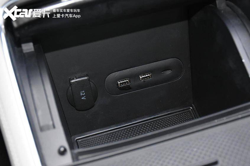 凭何敢对标特斯拉modely爱卡实拍零跑c11