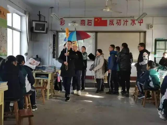 魅力语文道朗二中课本剧展演让课文活起来