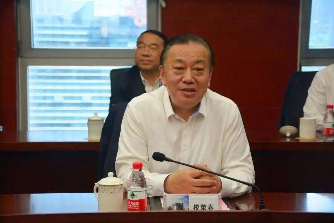 又一家超级工程局主要领导调整!_中建三局