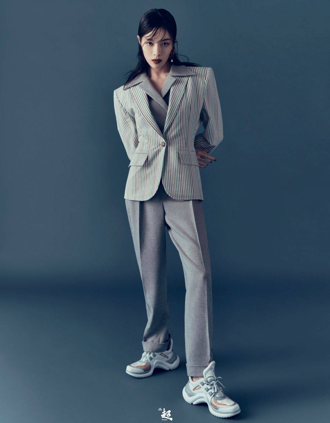 尹超作品 | 《时尚cosmo》× 钟楚曦 :活得像风 周而复始_&sally