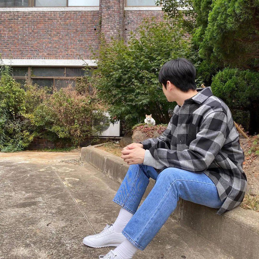 害谁家的墙头会没有车银优呢