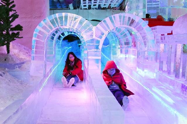 “冰雪奇缘”在广州打开迎新年新玩法