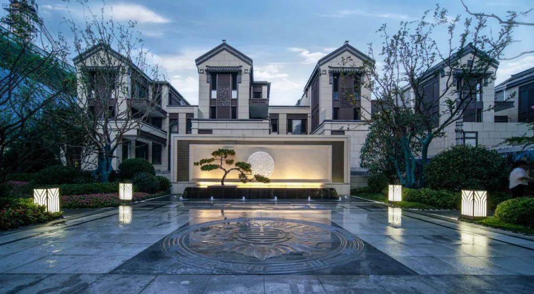 出则万千繁华,入则百般静谧 | 济南世茂 · 国风源墅