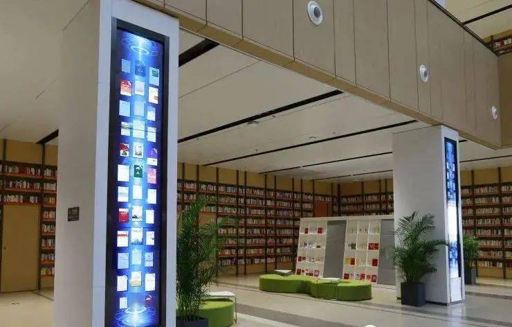 "有借无还",而且每个月还会更新150本新电子书,让你把图书馆"装"进