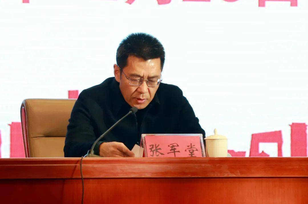 区委教工委书记,区教委主任,区政府教育督导室主任冯江全出席.