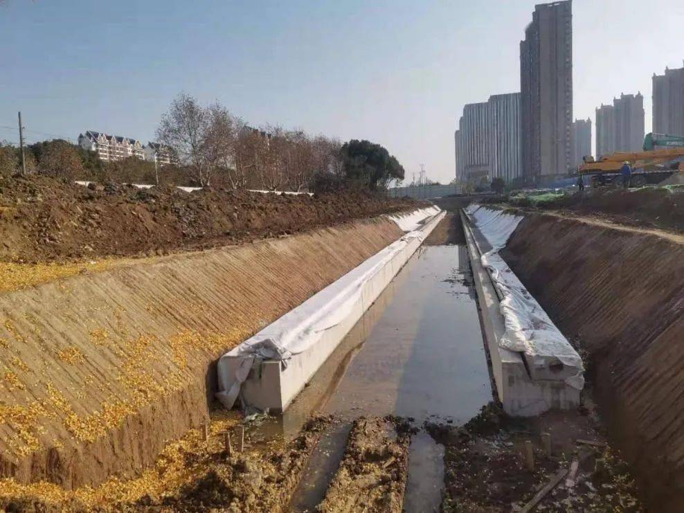 線路一:項目已在老夏港河東側(澄西船廠),衡山路東西兩側進行明渠