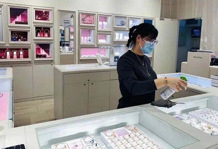 顺义华联全体员工核酸检测昨结果出来了