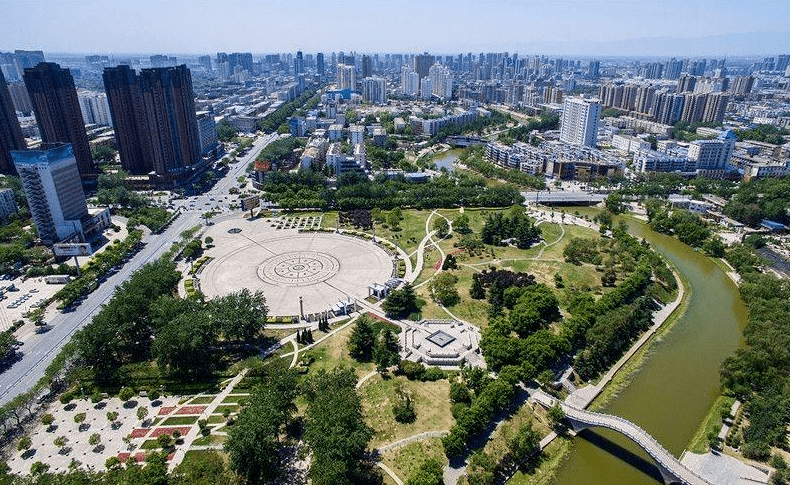 適合散步的地方▼新鄉人民公園牧野公園和諧公園南湖公園平原公園定國