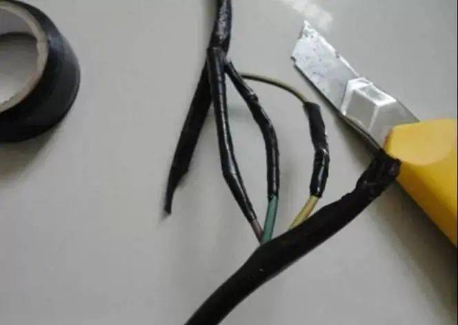 数据线外皮破损,用胶带粘好就万事大吉?_电线