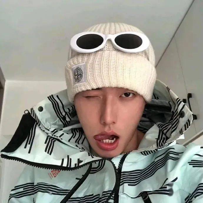 男生头像男生绿茶语录了解一下哟