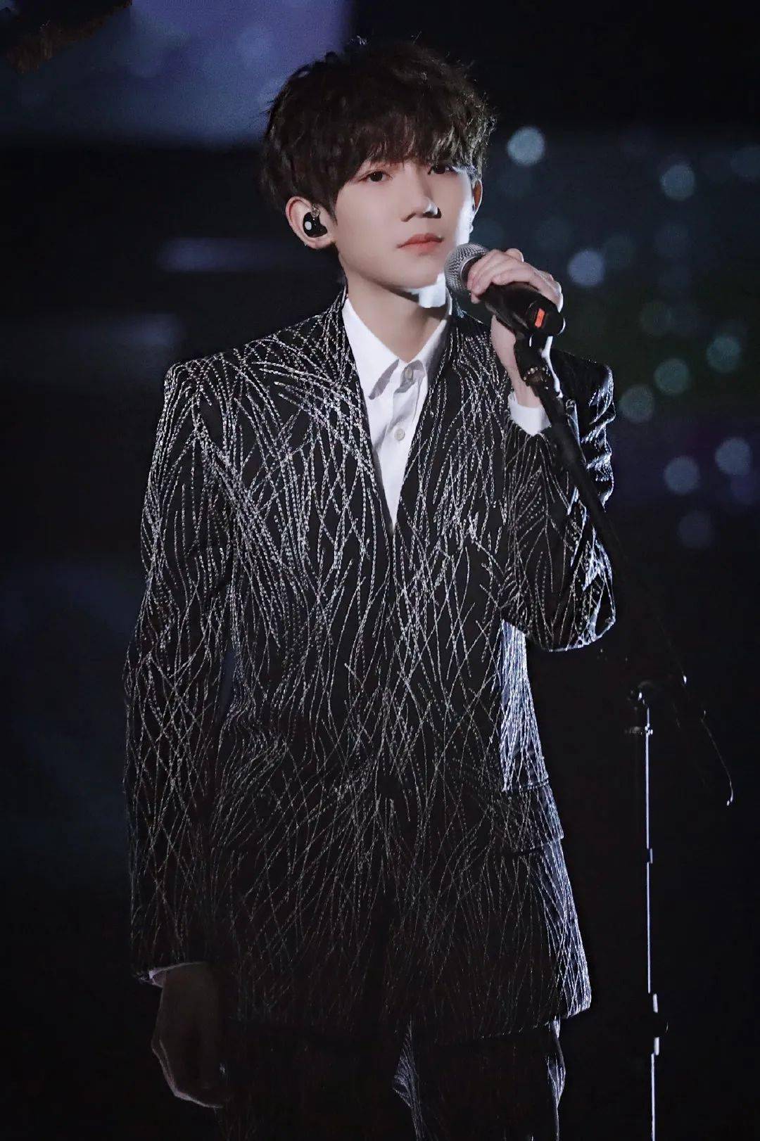 王源《长歌行》【视频】