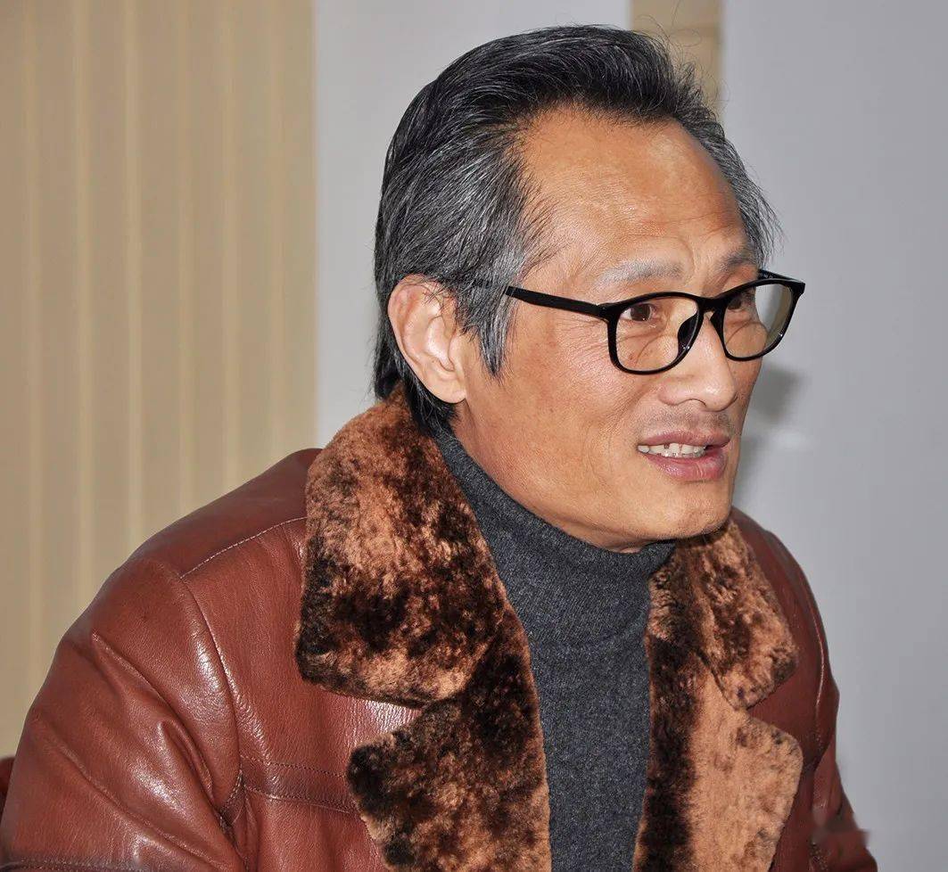 硬笔练字技法新书发布会在新泰召开