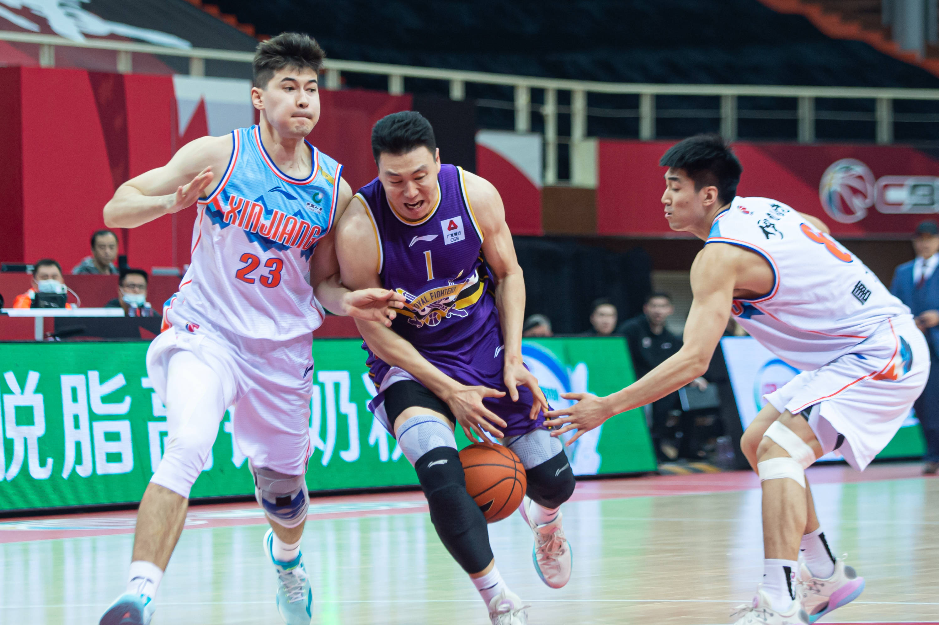 篮球cba第二阶段新疆伊力特胜北京紫禁勇士