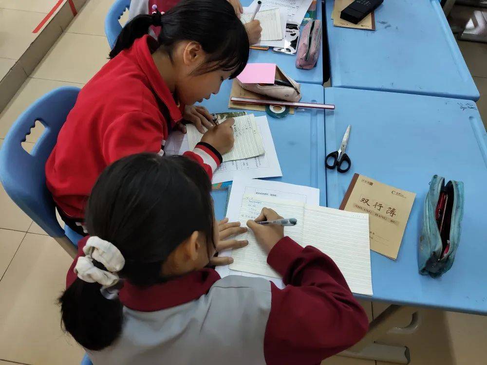 未成年人筑梦新时代争做好少年少年榜样传递力量