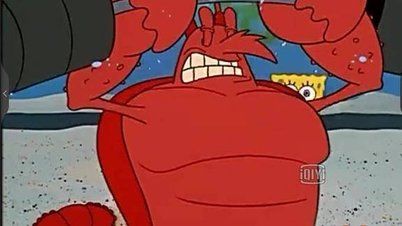 海绵宝宝珊迪和蟹霸展示自己的举重技术