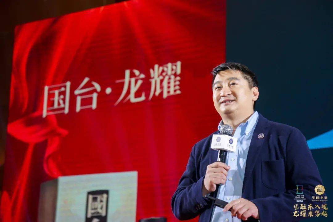 在谈到此次与淮北国冠商贸战略合作的过程中,董事事兼总裁李士祎认为