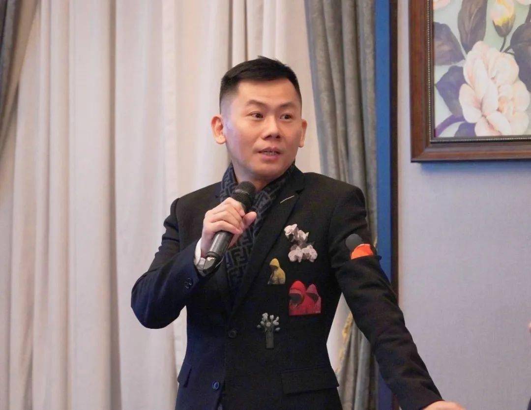 saga furs世家皮草,kc皮草承办的皮草与可持续发展圆桌峰会在哈尔滨