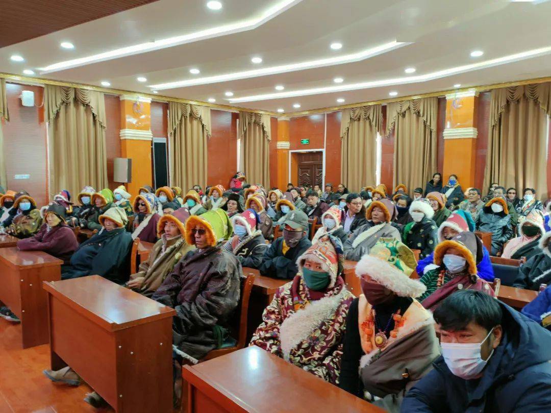 花石峡镇举办发展党员工作流程专题培训会