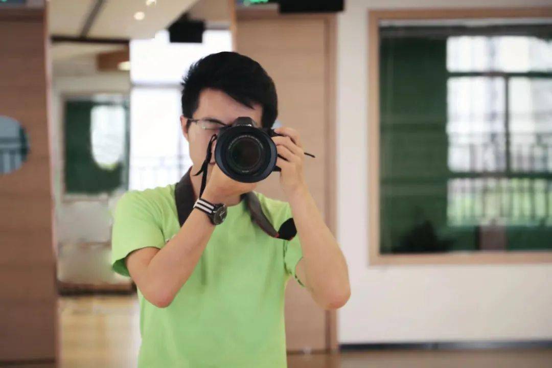 未来百大up主竟在上政的你我身边_董春阳