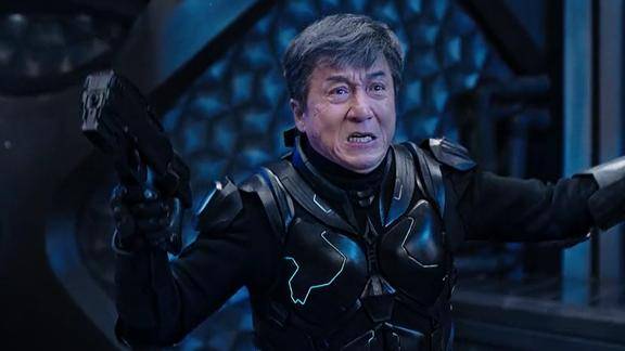 机器之血为找到西西林东冒死进入生化人实验室展开一场枪战