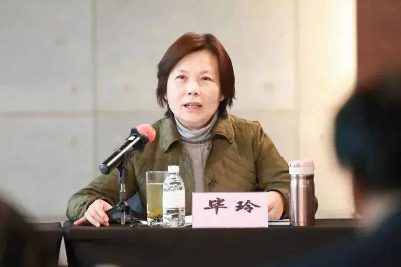 毕玲指出,通过本次学习讨论,各基层商会进一步加强了交流,促进了了解