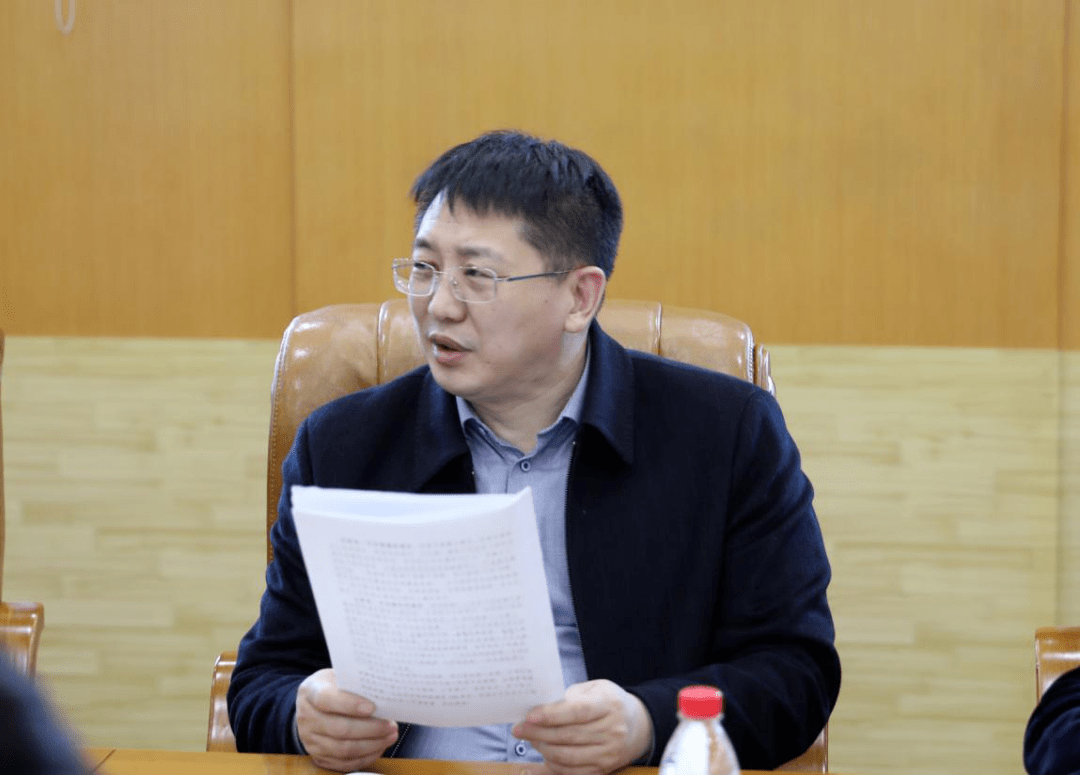 刘福鹏部长指出,这次区委全会是在"两个百年"历史交汇期和"十四五"