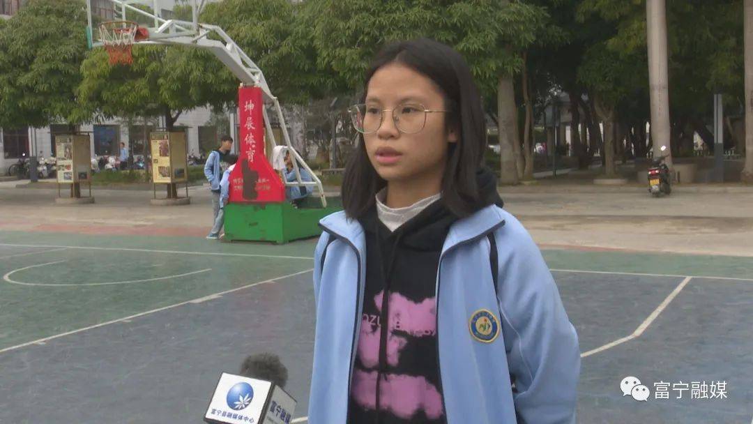 富宁县民族中学高一学生陆婷:虽然这只是一次模拟,但演练很真实.