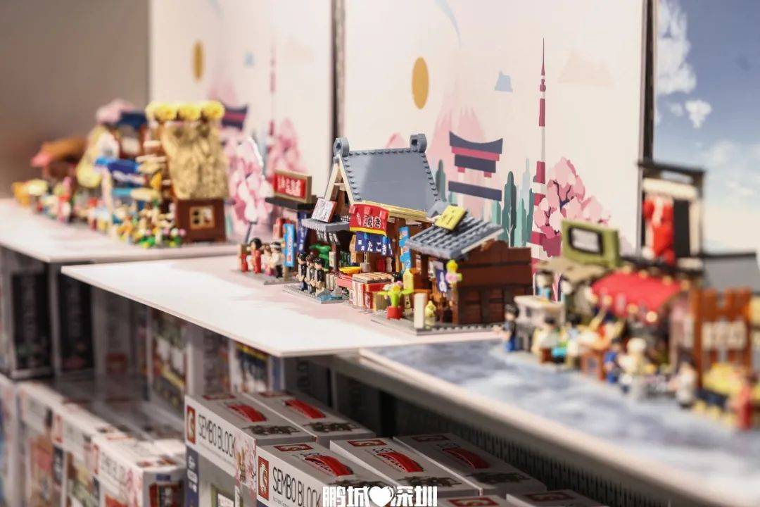 深圳弄潮儿toptoy亚洲潮玩集合店来啦盲盒手办高达通通allin