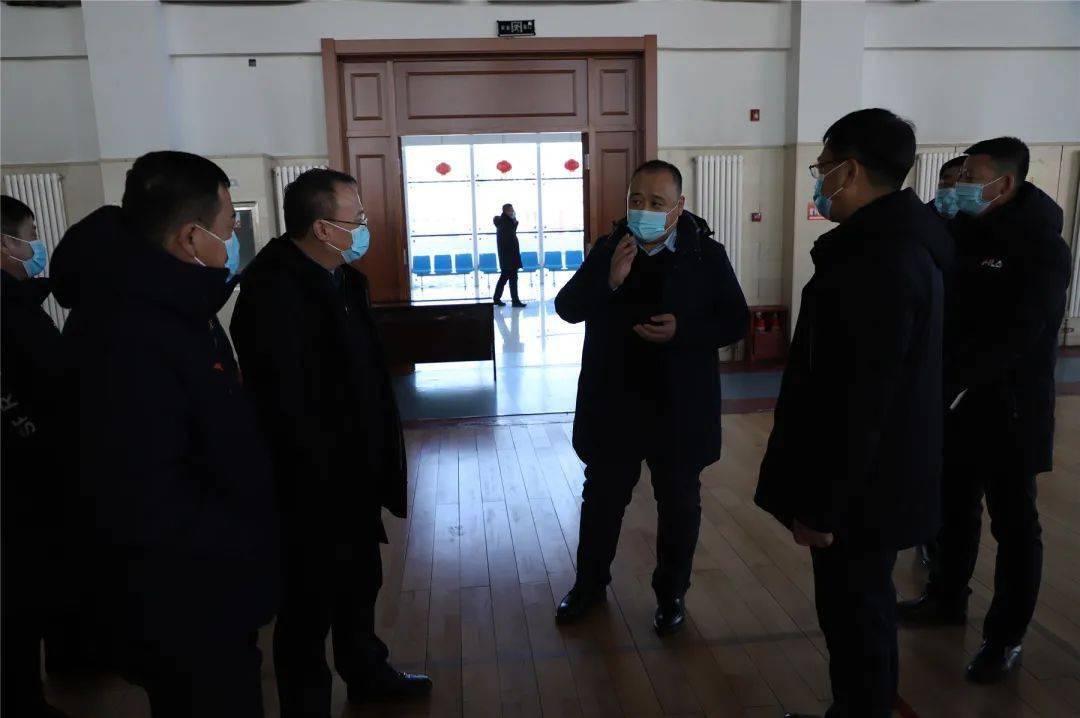 饶河县领导一行到饶河农场有限公司调研疫情防控工作
